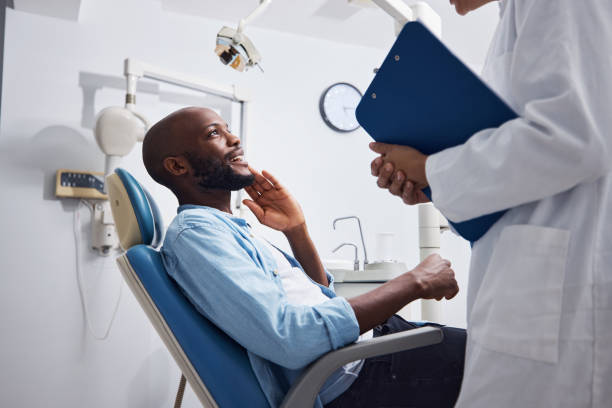 Best Emergency Dentist for Knocked-Out Tooth in Runaway Bay, TX